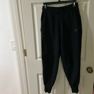 Nike tech sweatpants